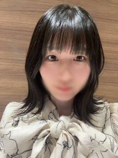 シオリ