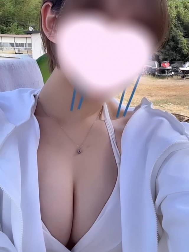 マナツ