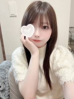ニニ