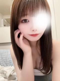 ニニ